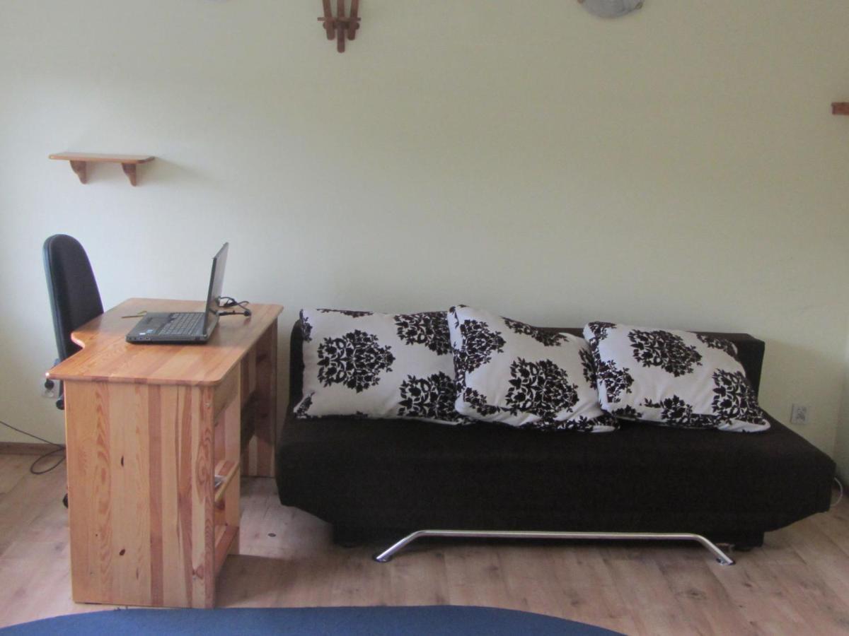 Spacious Holiday Home In Stara Kamienica With Pond Esterno foto